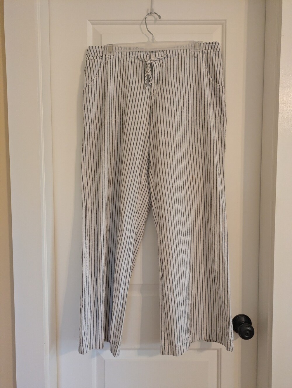 Just Living Black/White Striped Wide Leg Pants L